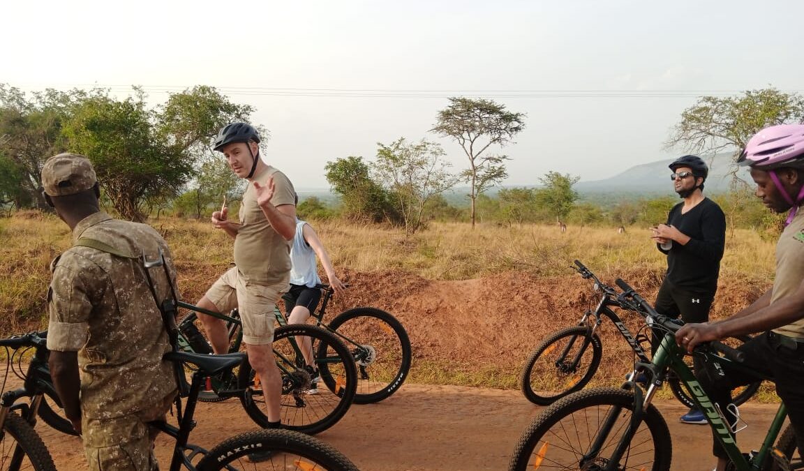 Bicycle Safaris in Lake MBuro National park